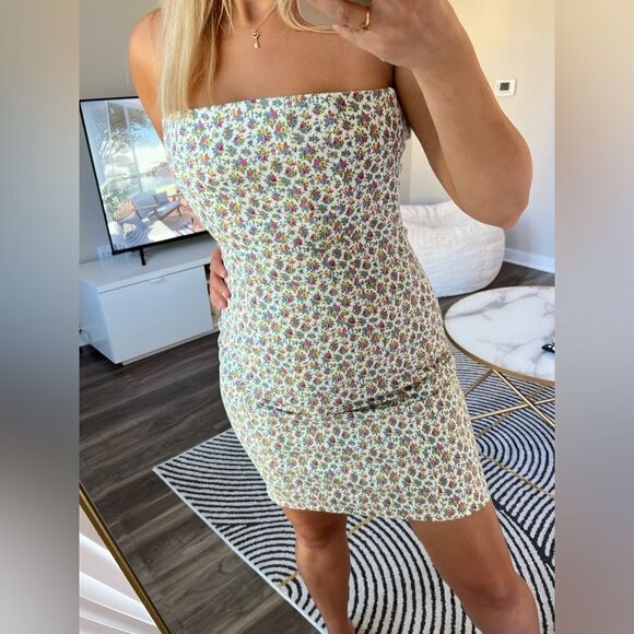 Rare Find! Betsey Johnson Y2K White Floral Corset Dress – Size 8 (No Tag) - Picture 1 of 13